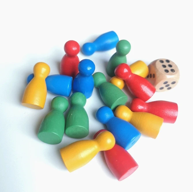 100 Stück bunte Holz-Schachmar – Board Game Illustration Bewertung und Preis